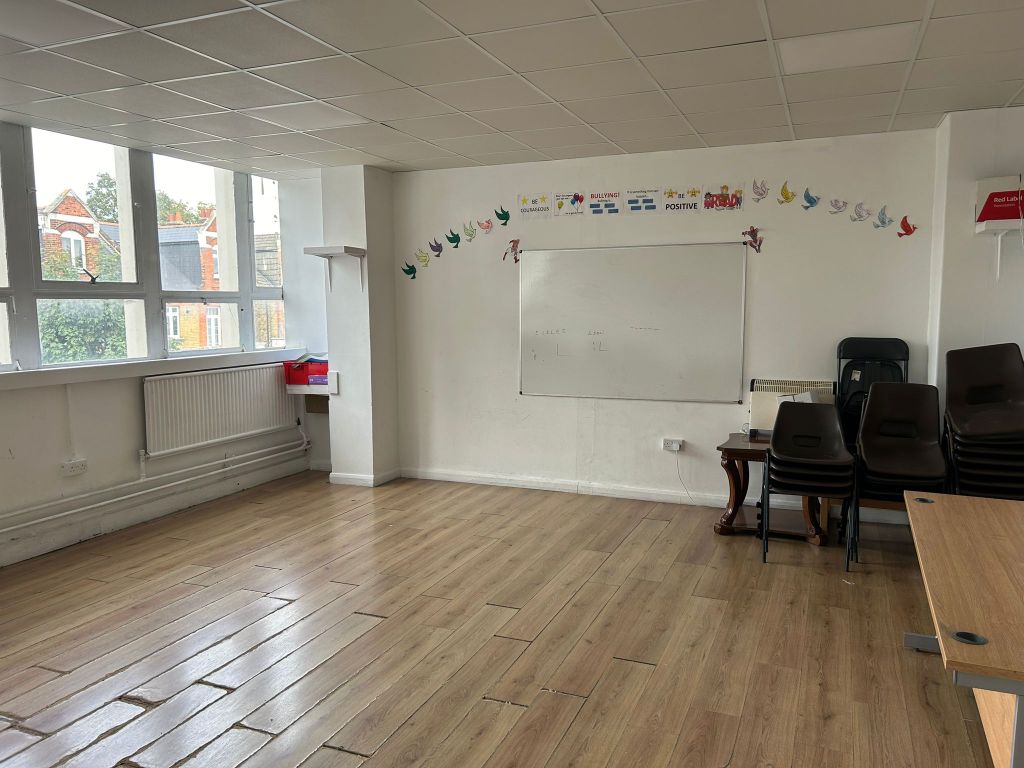 Property photo 1 of 4 Capho Z2-2