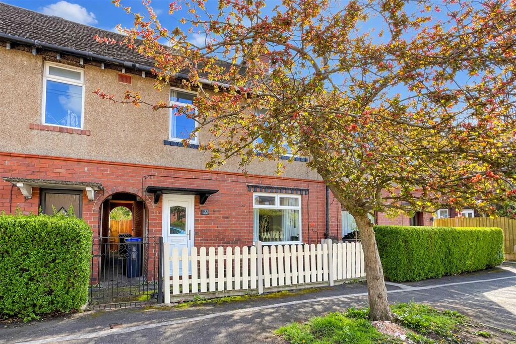 Property photo 1 of 14 Frontage