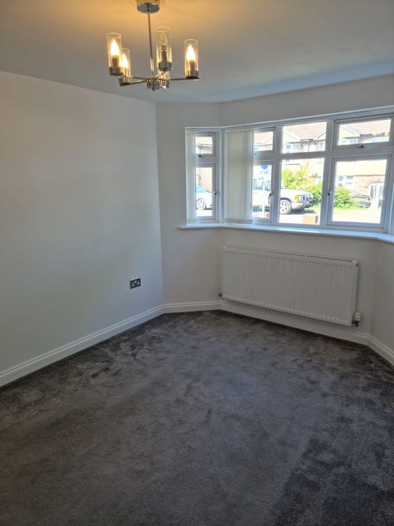 Property photo 2 of 16 Image