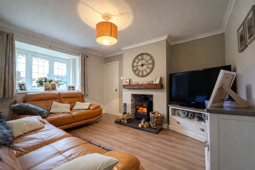 Property photo 2 of 22 Picture No. 34