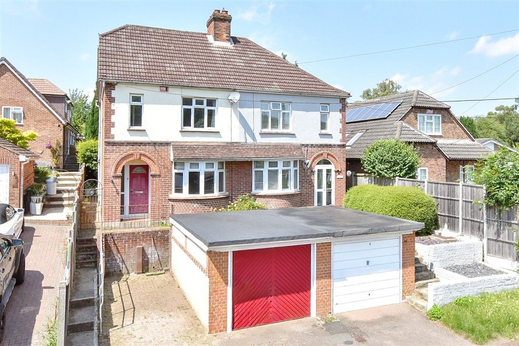 Property photo 1 of 12 External (Brochure)
