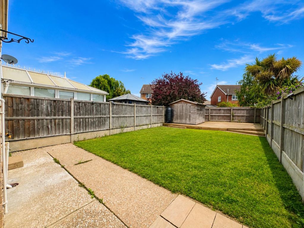 Property photo 2 of 18