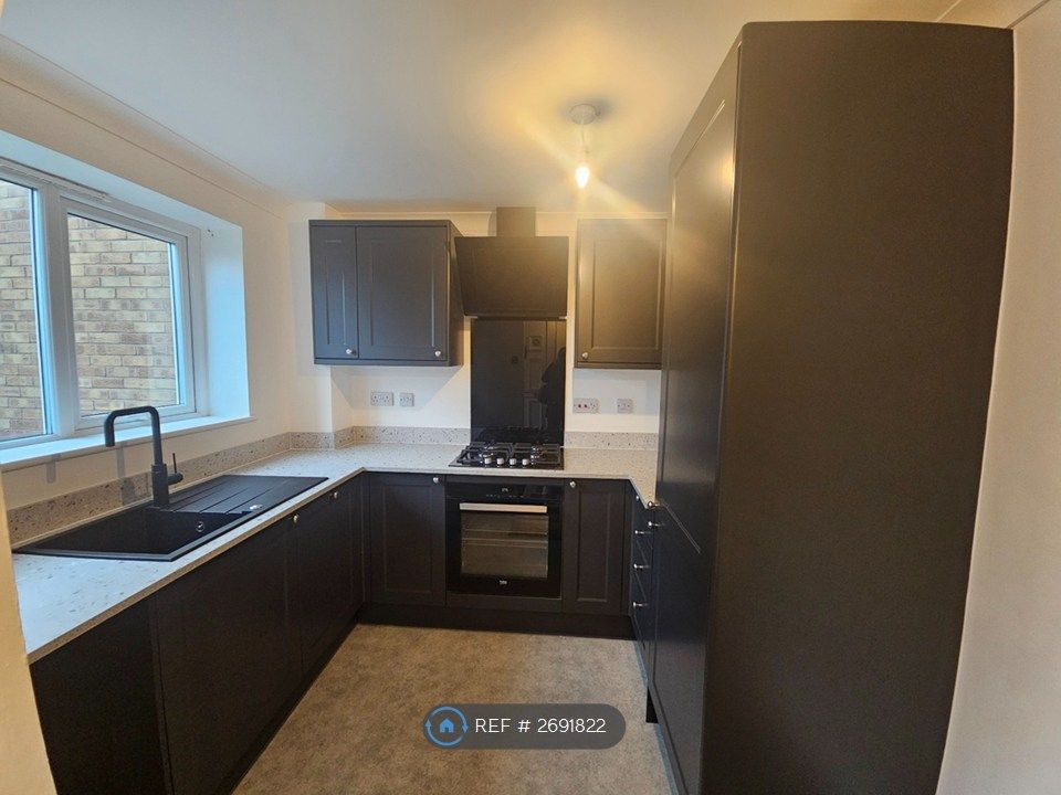 Property photo 2 of 23