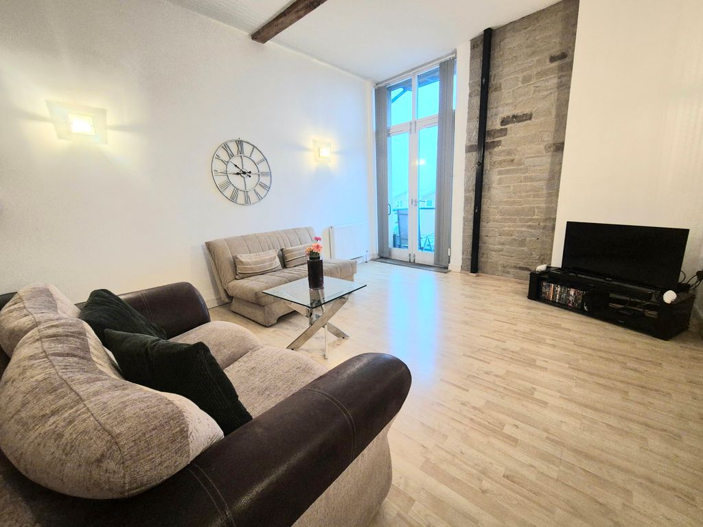 Property photo 2 of 9 Image