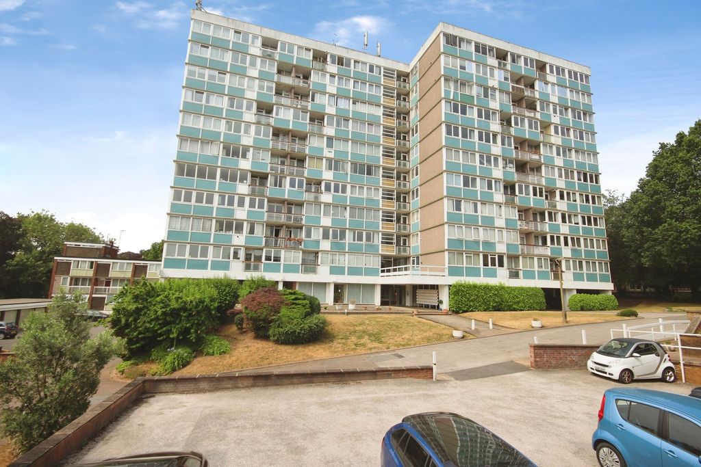 Property photo 1 of 18 Pbox-Img.Jpg
