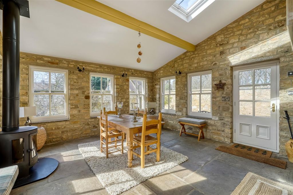 Property photo 3 of 41 Dsc02972.Jpg