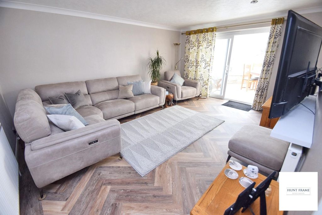 Property photo 3 of 11 Dsc_0010 (5).Jpg