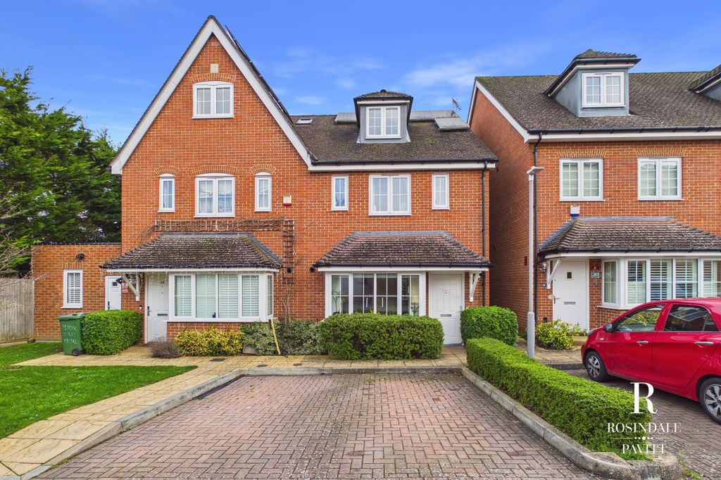 Property photo 1 of 27