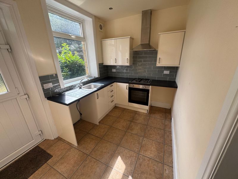 Property photo 2 of 11 Photo 6