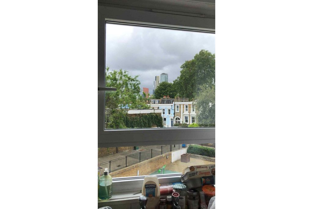 Property photo 3 of 3 Kitchen