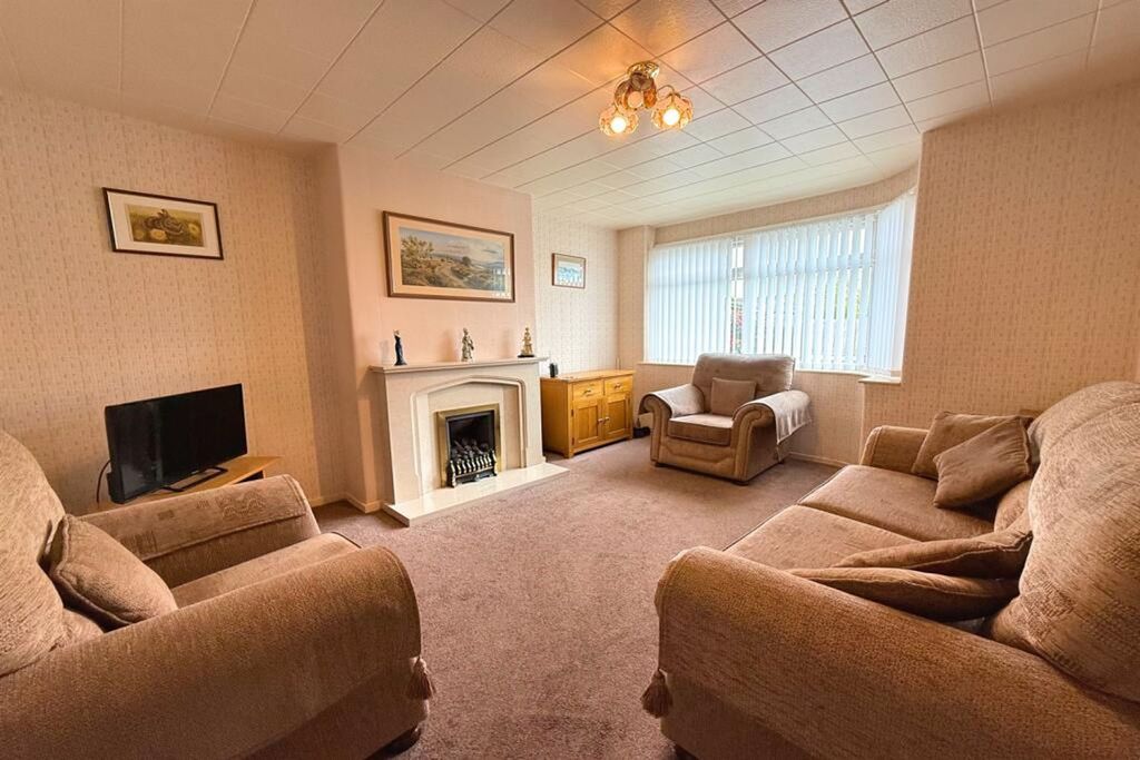 Property photo 2 of 15