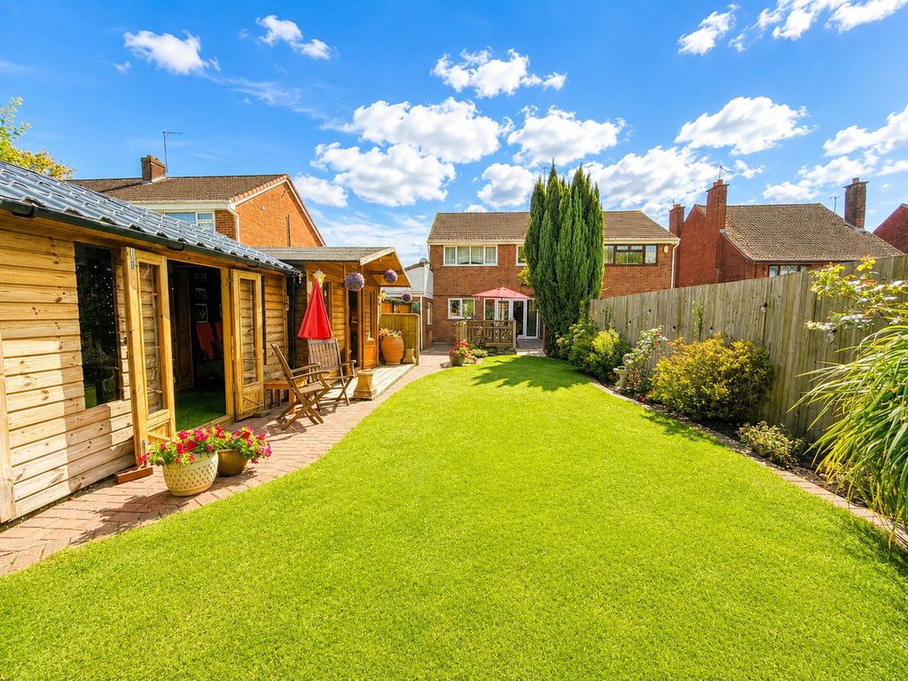 Property photo 3 of 33