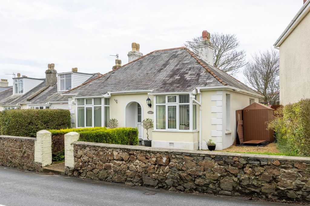 Property photo 1 of 20