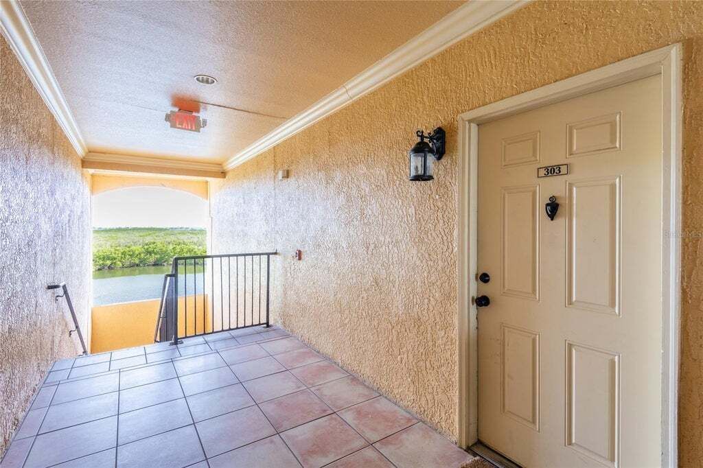 Property photo 2 of 20 <Alttext/>