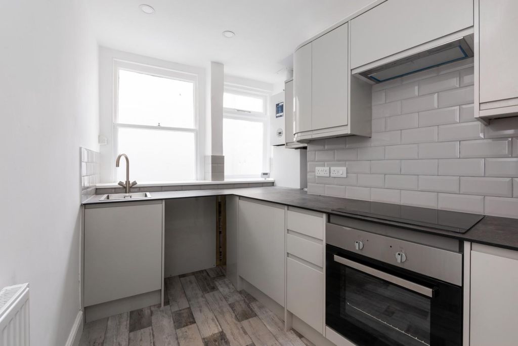 Property photo 3 of 11 2A, Lansdown Road Bath, Ba1 5EE-7.Jpg