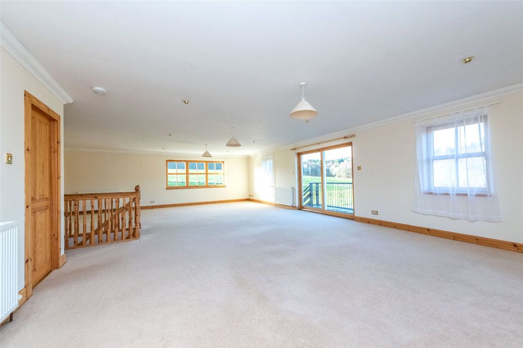 Property photo 3 of 44 Photo 3