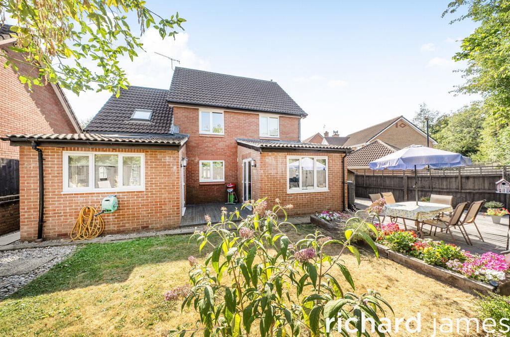 Property photo 2 of 15 Ebc69F075F404c5Aacdc56A1c9599469