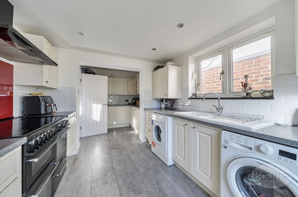 Property photo 3 of 15 7E04Bead-6061-47c...