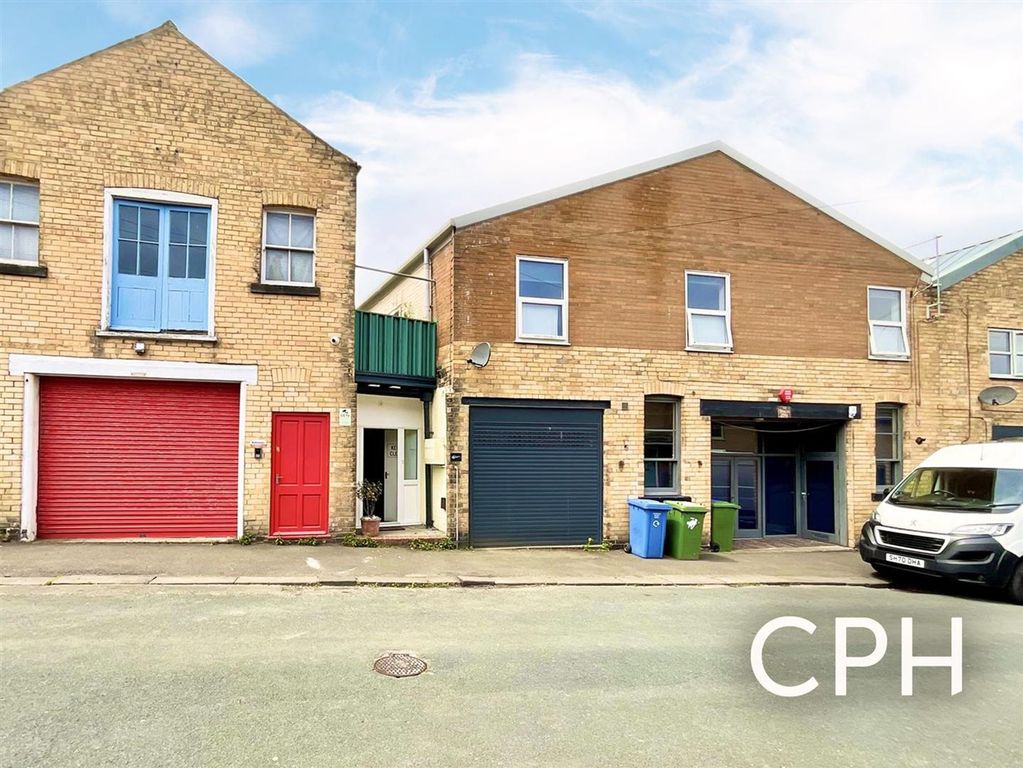Property photo 1 of 17 Bp.Jpg