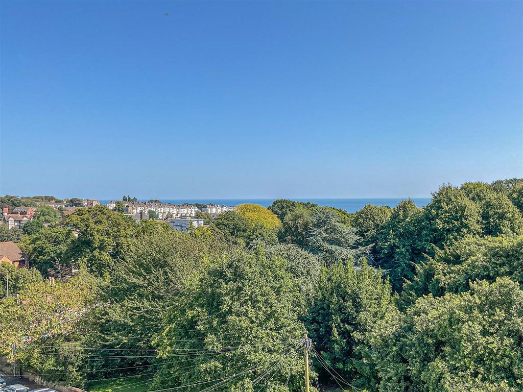 Property photo 3 of 16 Img_0229_Alto.Jpg