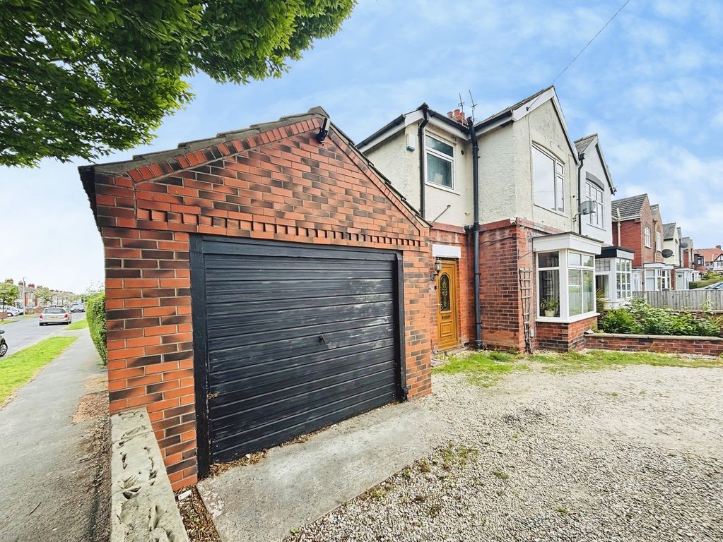 Property photo 3 of 12 Pbox-Img.Jpg