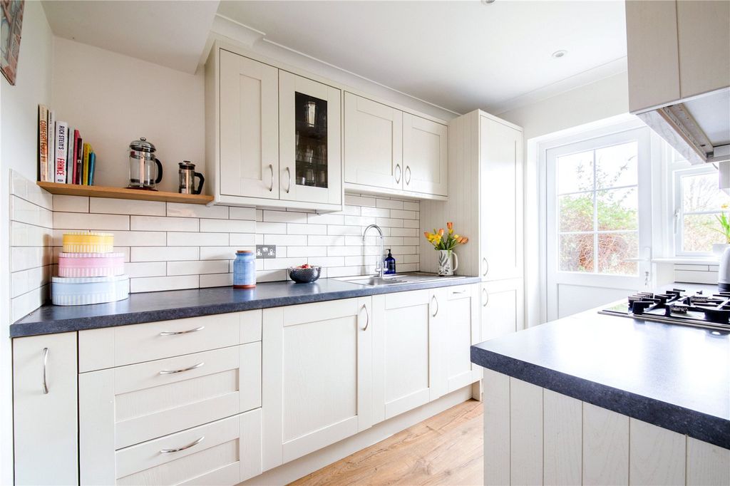 Property photo 2 of 15 Kitchen