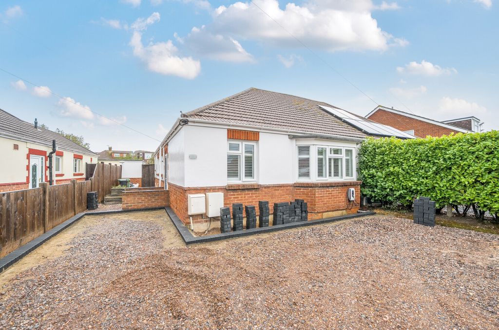 Property photo 1 of 9 1538565-3-1A15dc3...