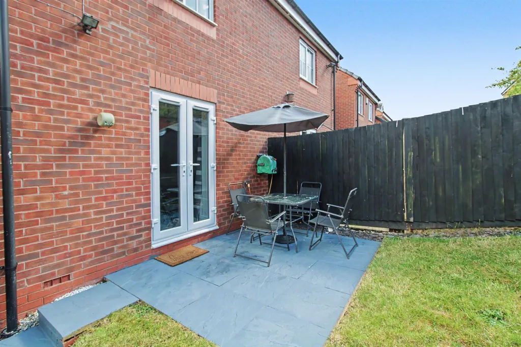House in Nottingham, Manderley, Woodthorpe - View 6