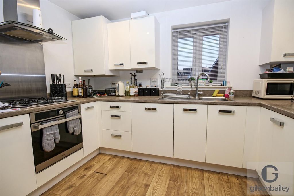 Property photo 3 of 11 9-Img_9461.Jpg