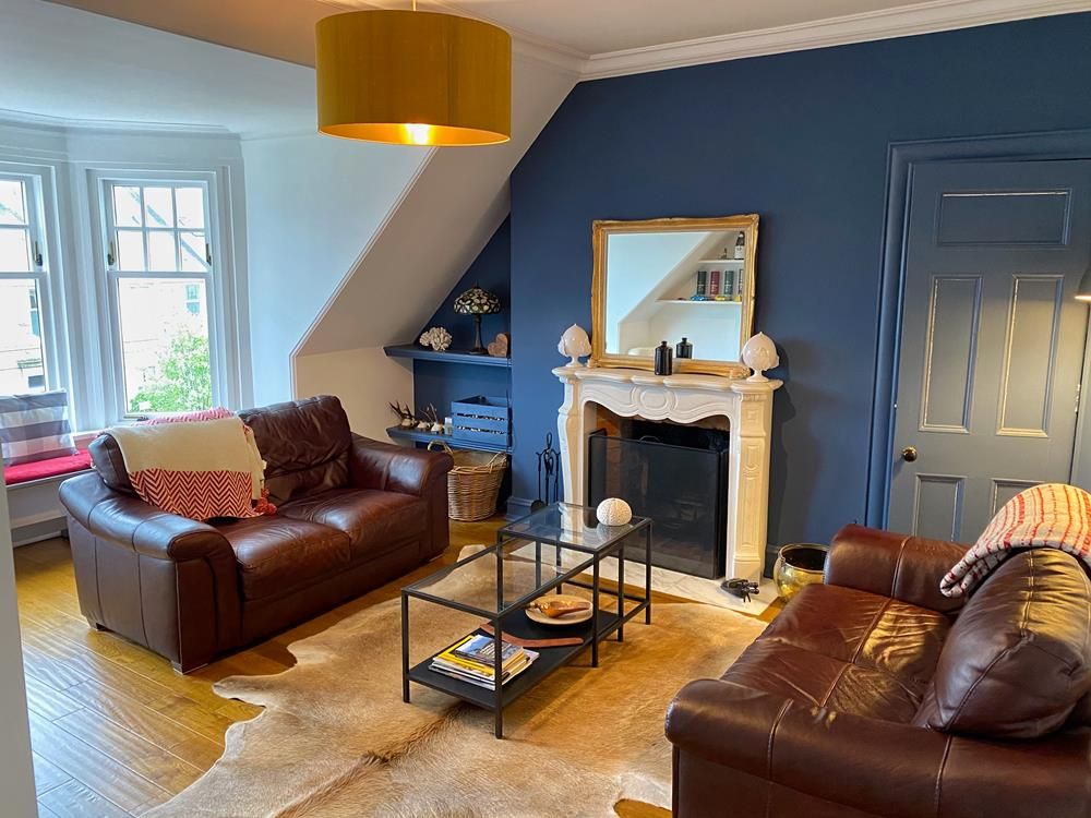 Property photo 1 of 13 Lounge 1