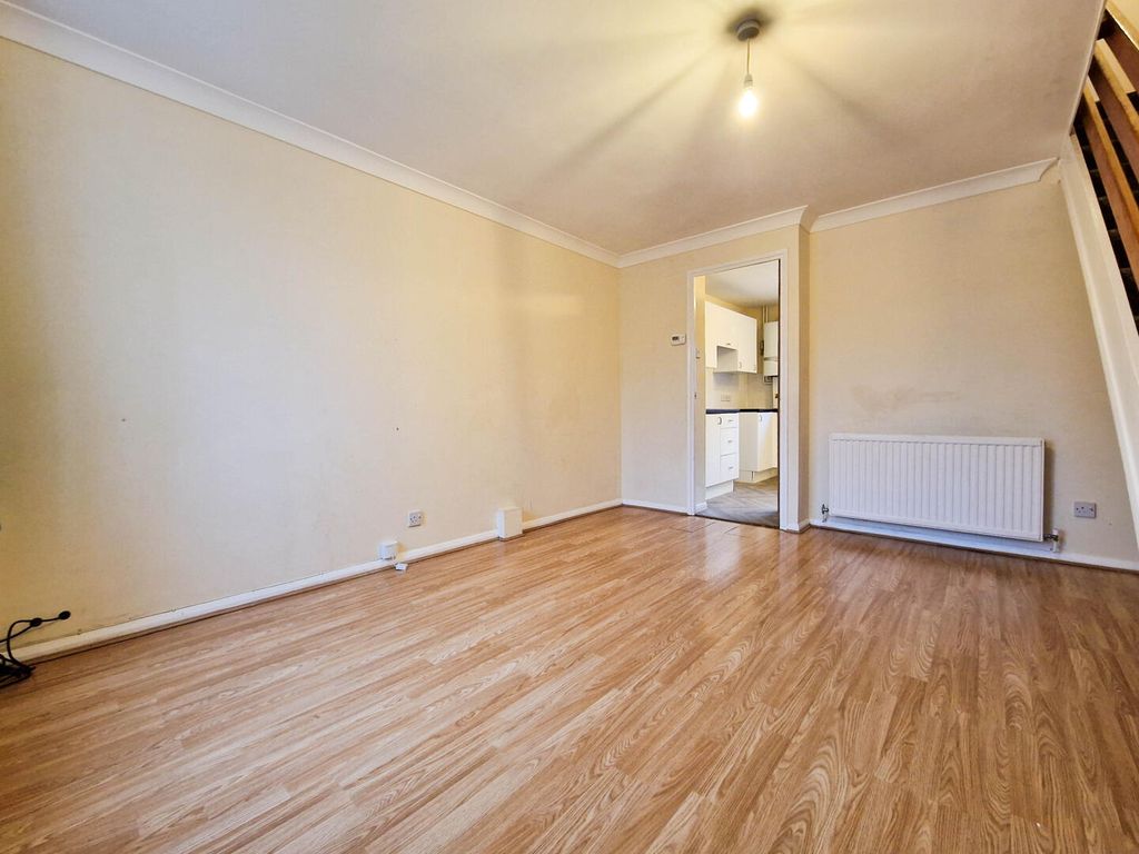 Property photo 2 of 9 Living Room