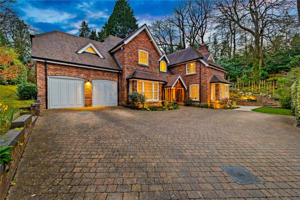 Property photo 2 of 57 Picture No. 99