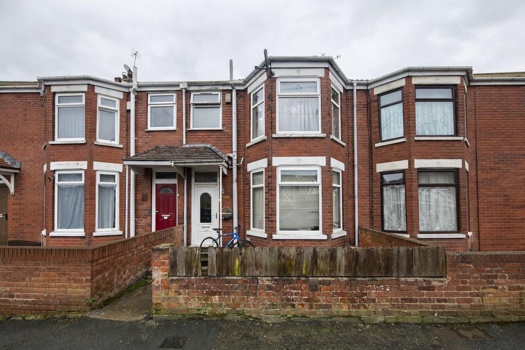 Property photo 1 of 1