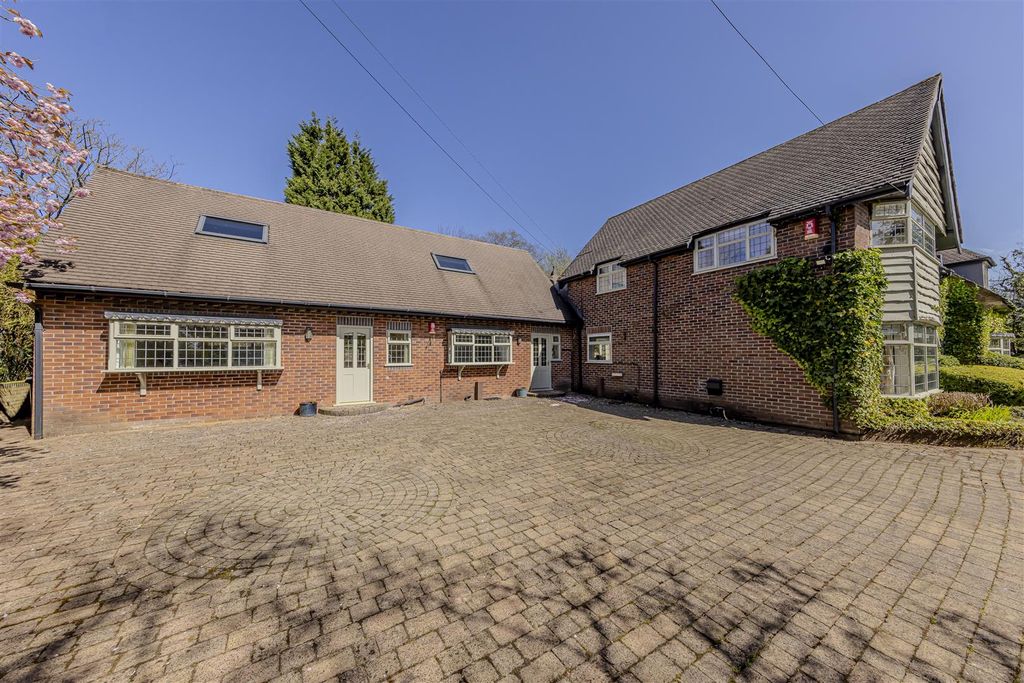 Property photo 3 of 68 Annexe Accommodation