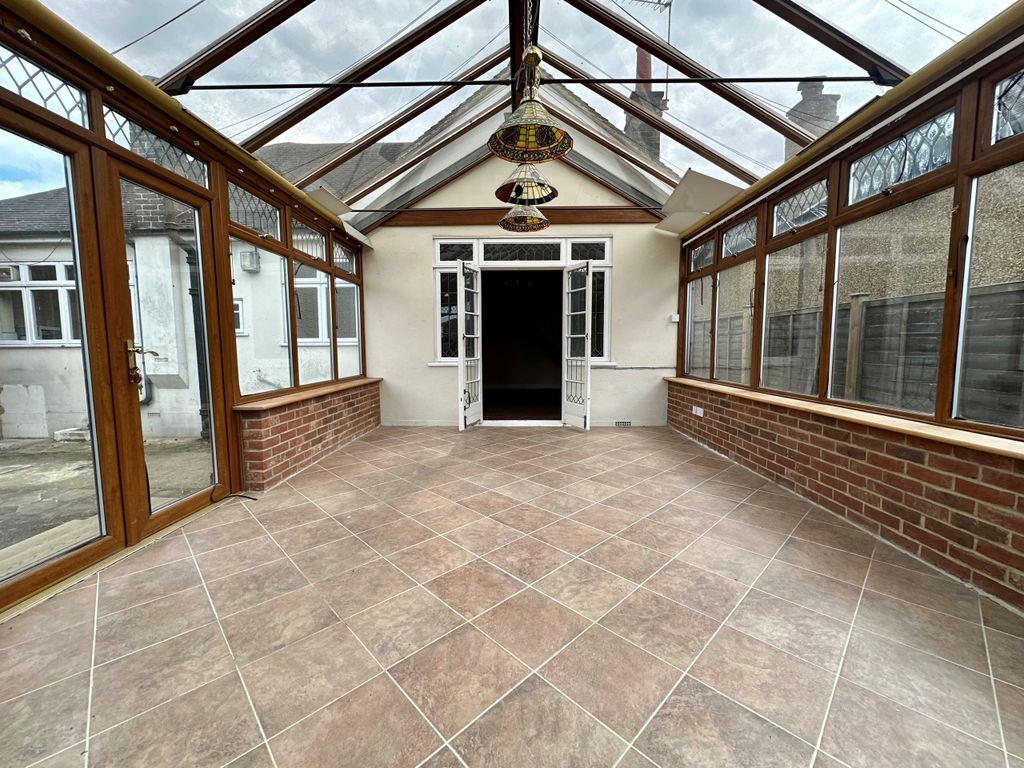 Property photo 3 of 23 10