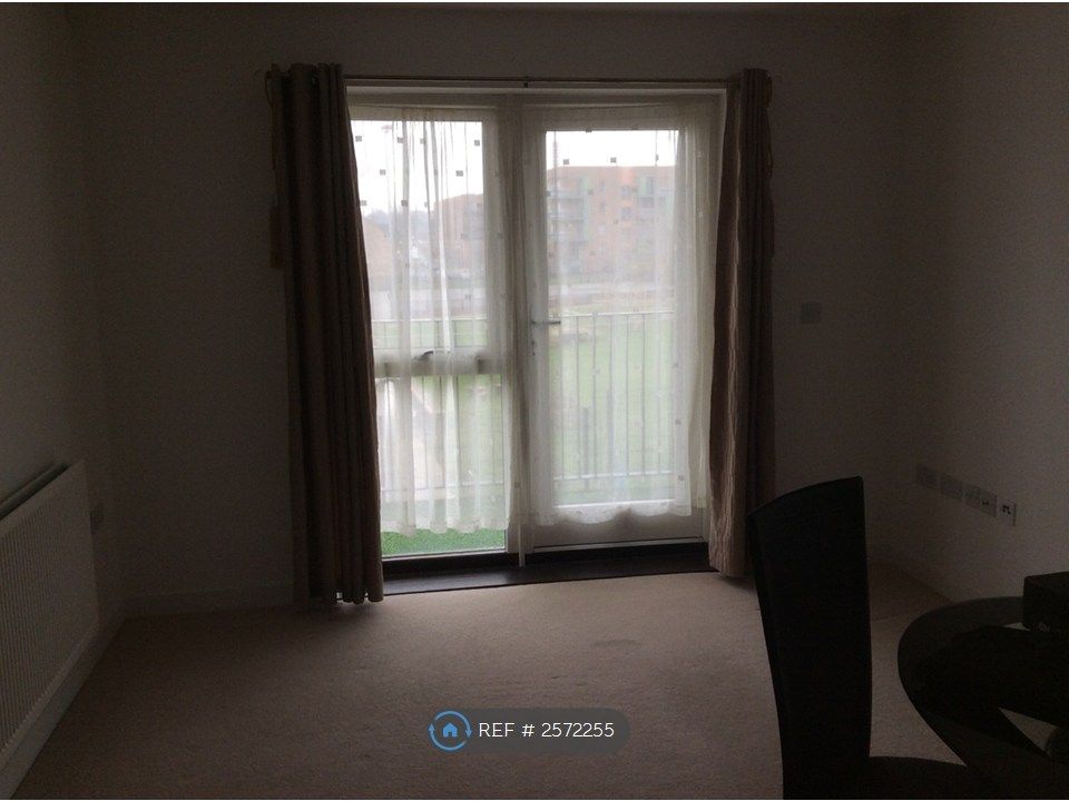 Property photo 2 of 9