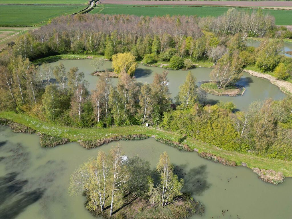 Property photo 3 of 19