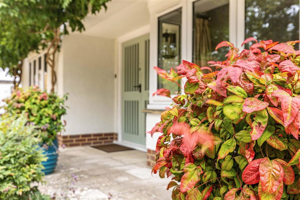 Property photo 2 of 44 Front Porch