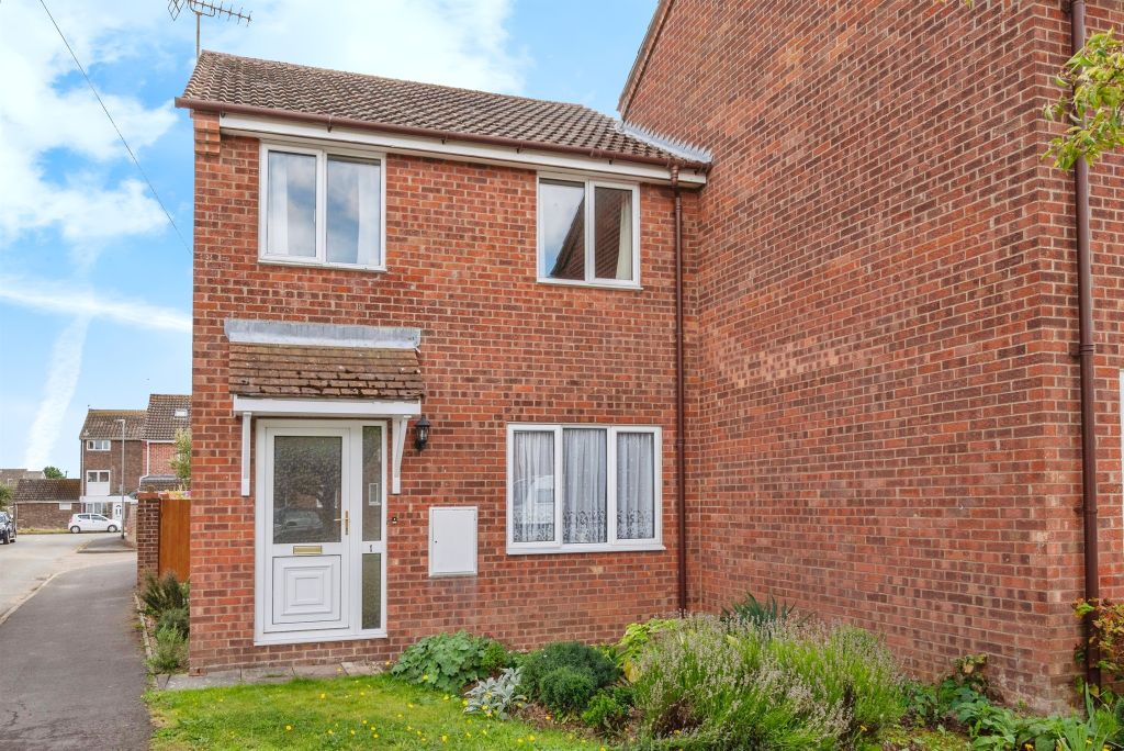Property photo 1 of 17