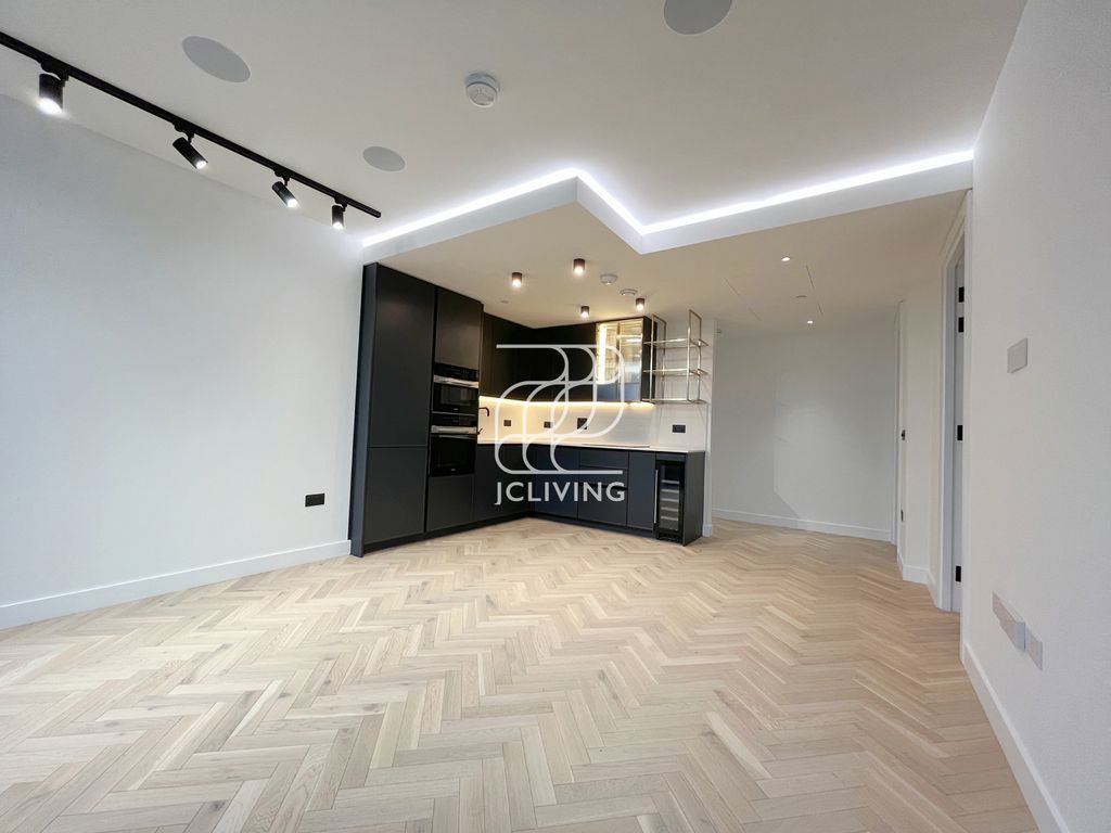 Property photo 1 of 8 Valencia Tower,250 City Road, London, Ec1V