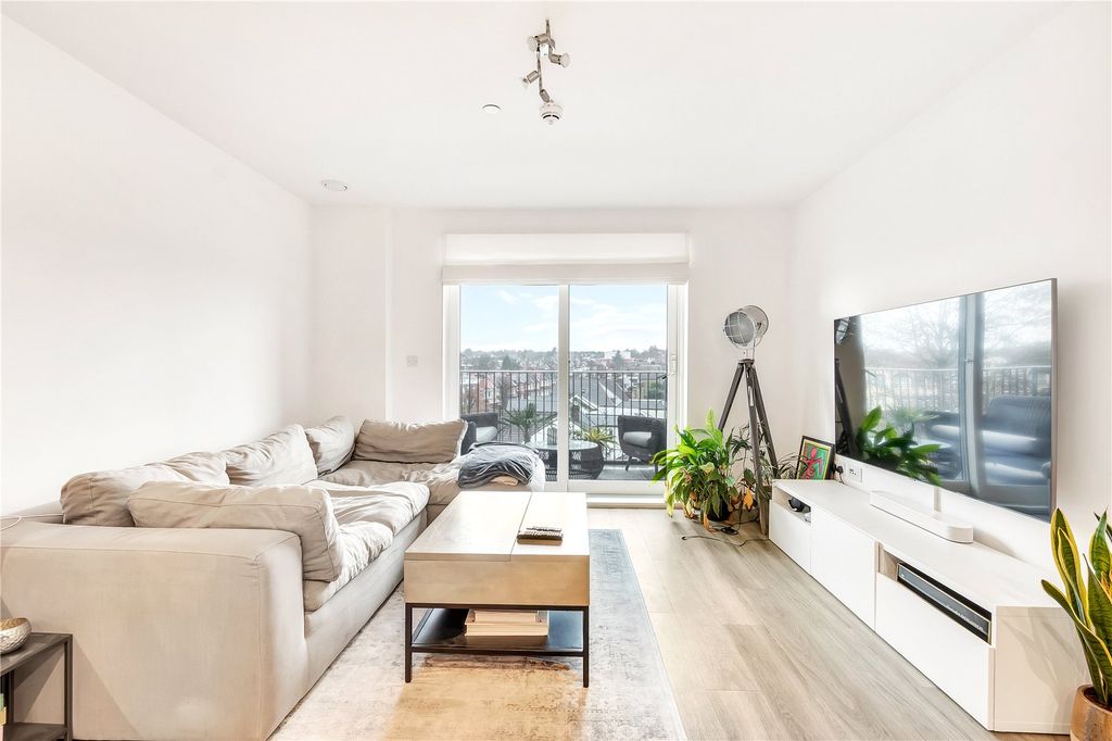 Property photo 3 of 18 Picture No. 08