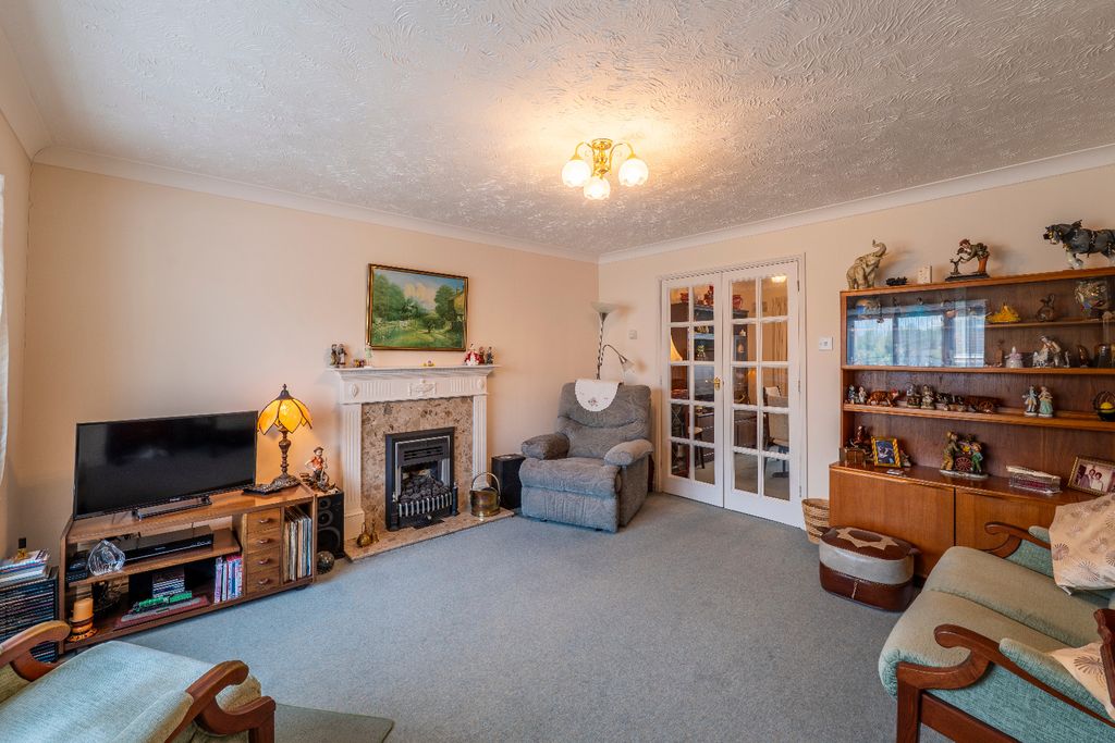 Property photo 2 of 21 4439294