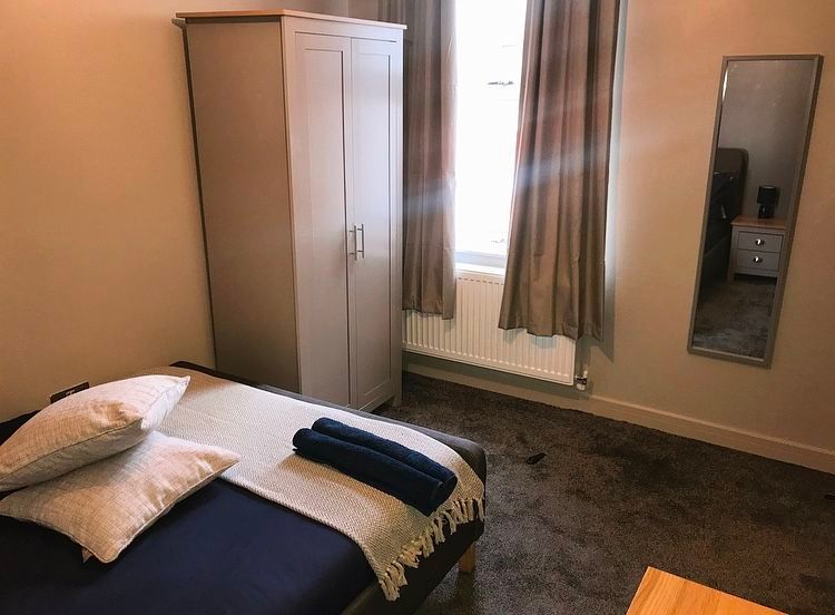 Property photo 2 of 7