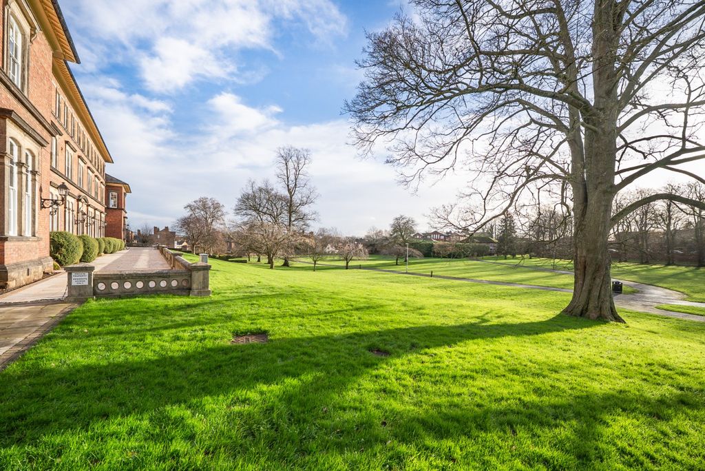 Property photo 3 of 18 Picture No. 15