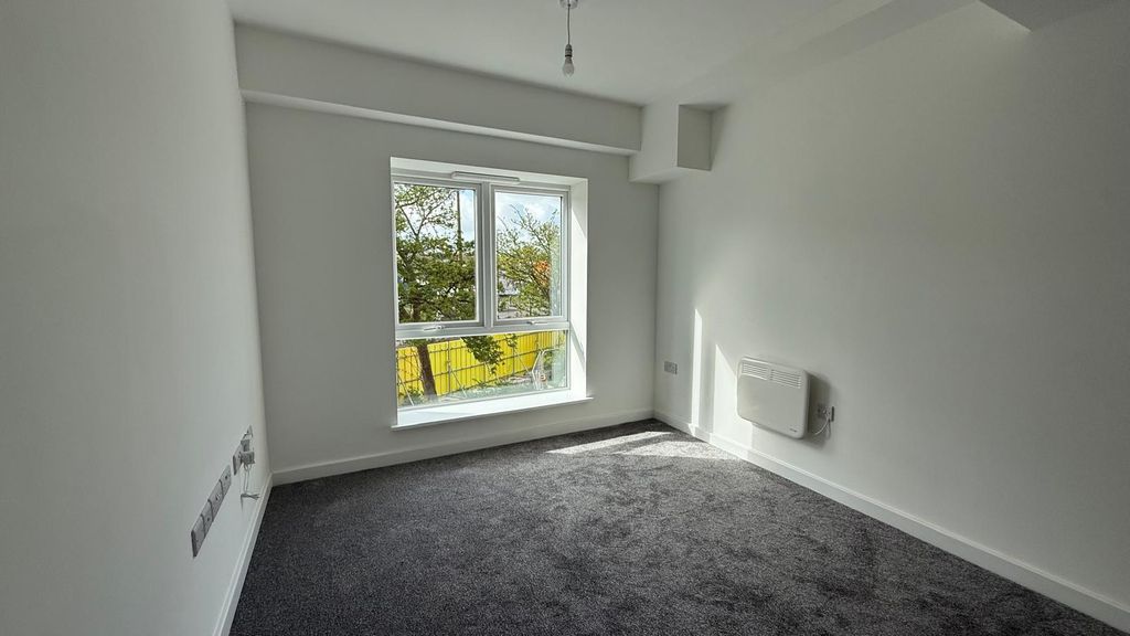 Property photo 1 of 12 Whatsapp Image 2026-04-16 At 3.15.31 Pm.Jpeg