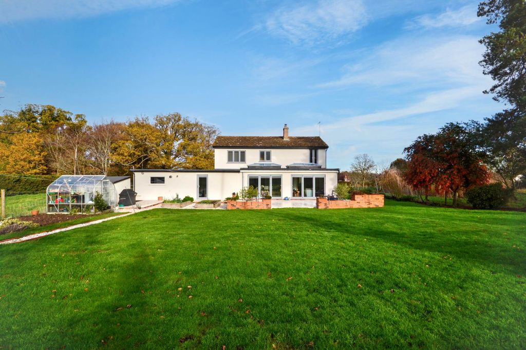 Property photo 2 of 33