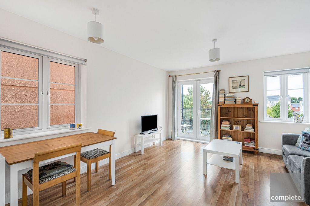 Property photo 3 of 13