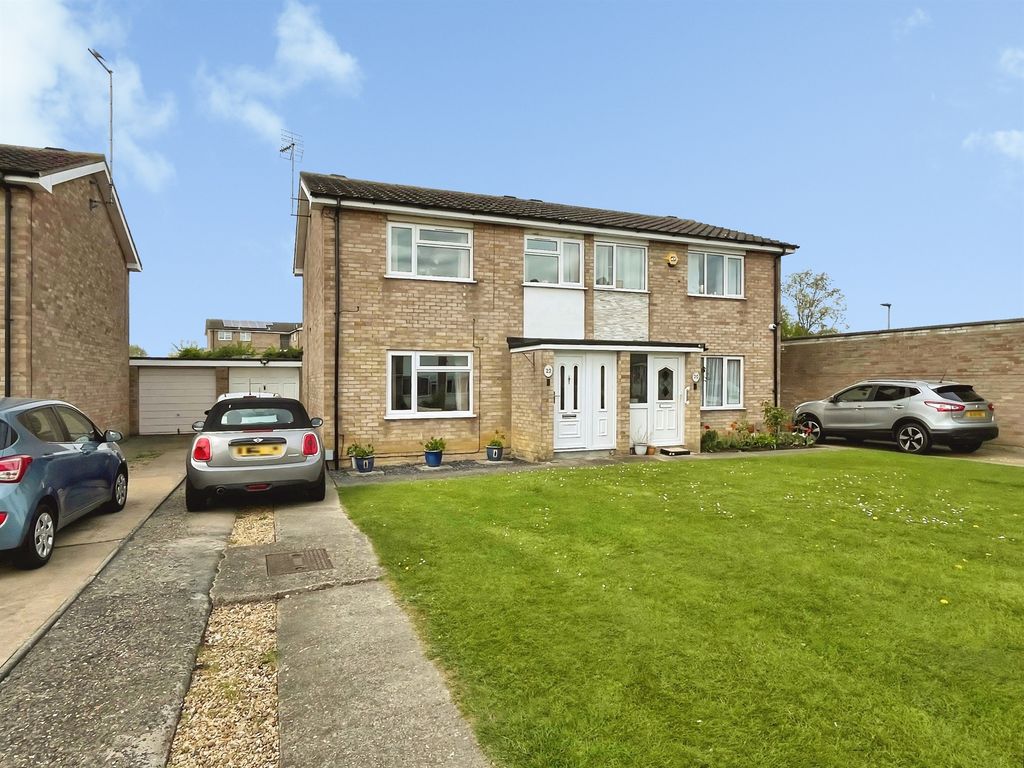 Property photo 1 of 11