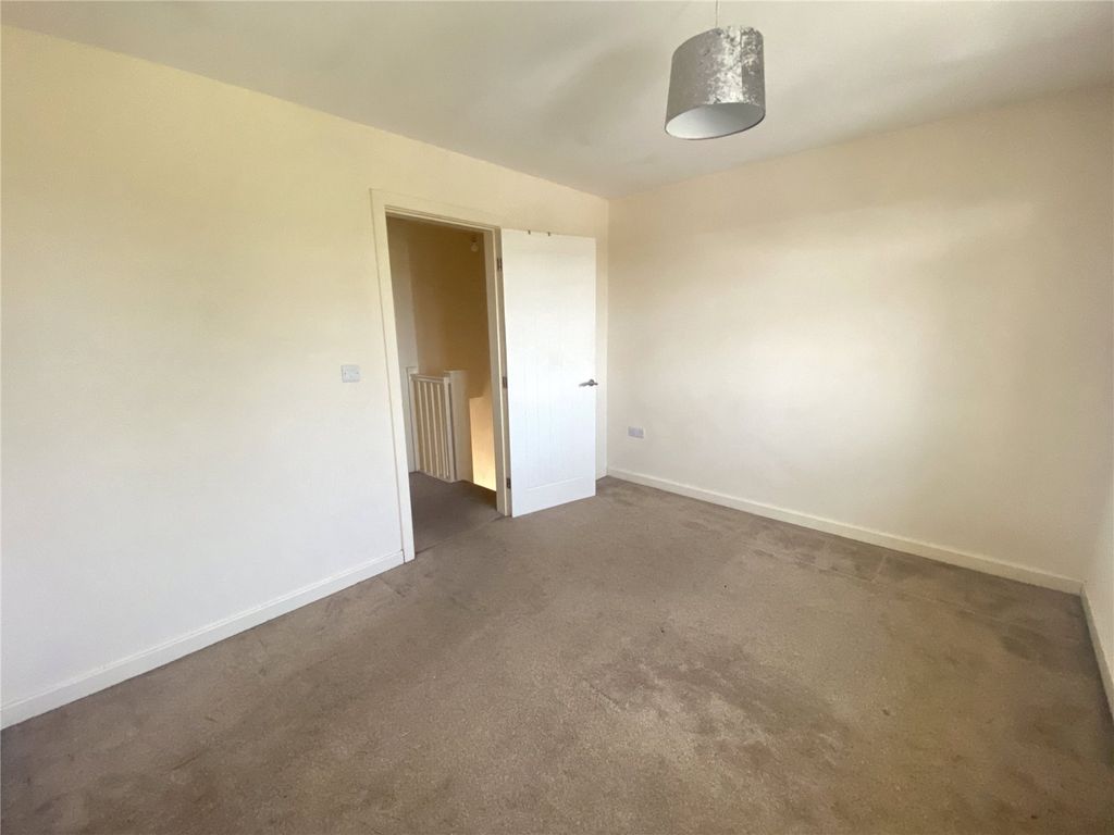 Property photo 3 of 6 Picture No. 03