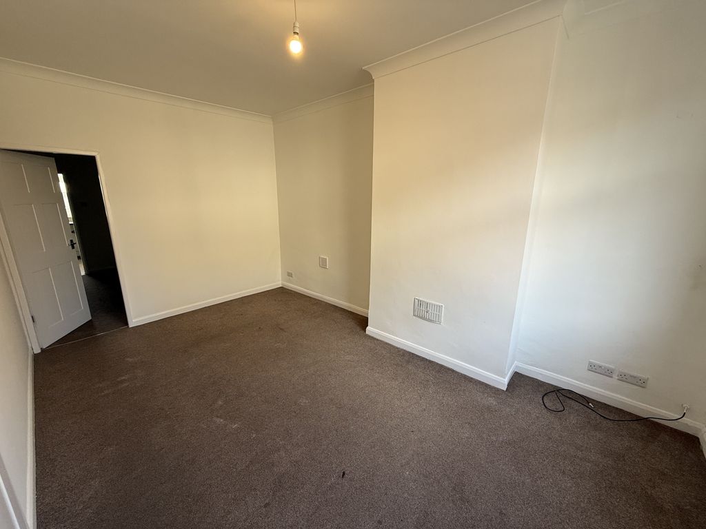 Property photo 2 of 10 Img_1524